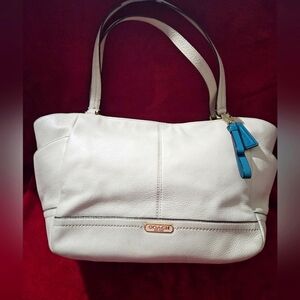 Coach Park Leather Carrie Tote-Cream with Torquoise Hang Tag and Tassel